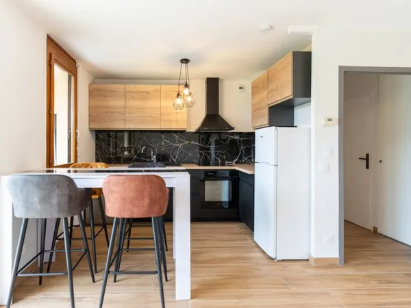 Appartement de Type 2 de 39.53 m2 avec terrasse + jardin de 93 m2 - Possibilité garage