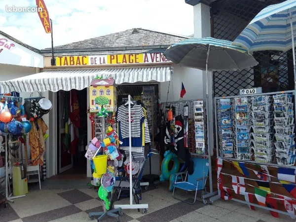A vendre tabac bazar saisonnier directement sur la plage .Ouverture 6mois maximum par ans réglementa
