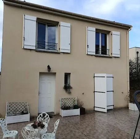 Chambre 1 pièce 11 m²