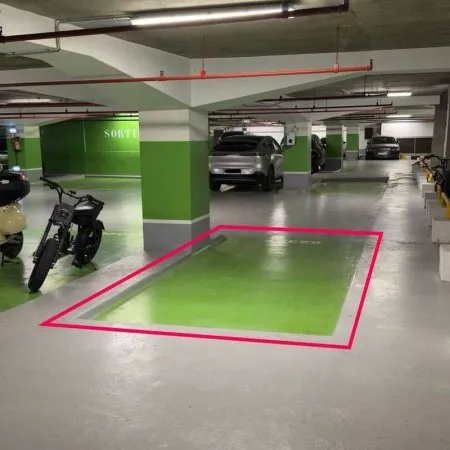 Parking 10 m²