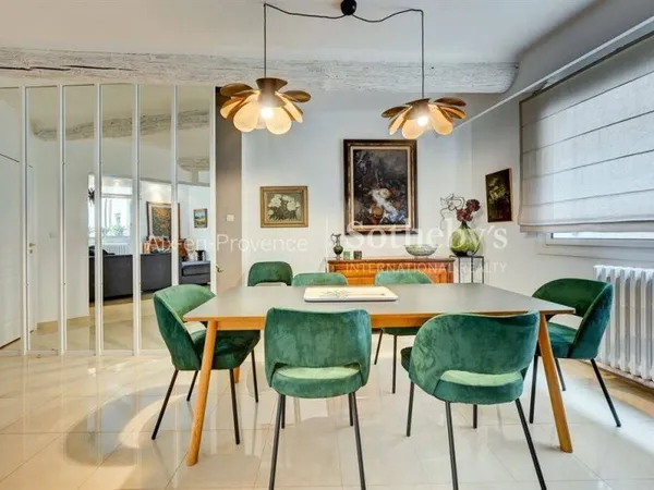Appartement 5 pièces 150 m²