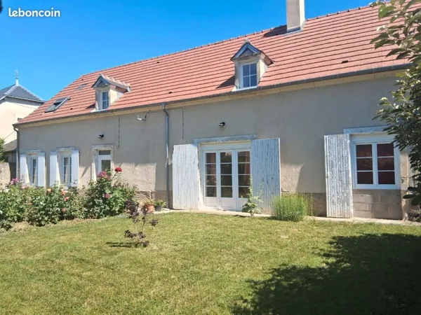 🏡 Maison de Famille (210m²)