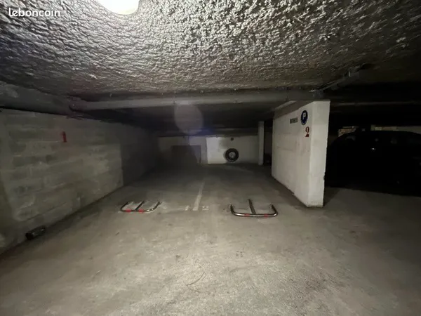 Stationnement Location Montpellier   70€