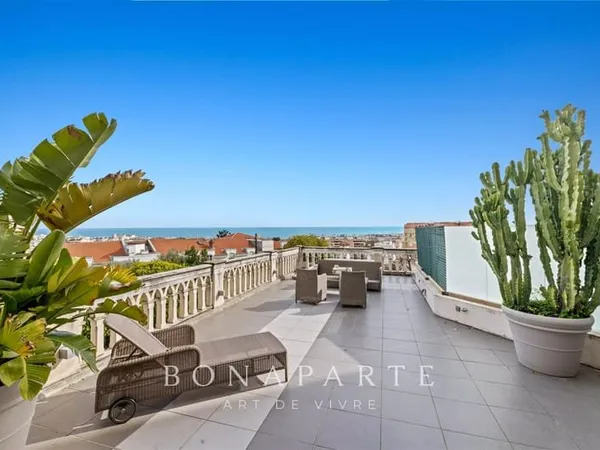 Exclusivité - Nice - Somptueux appartement avec terrasse vue mer -