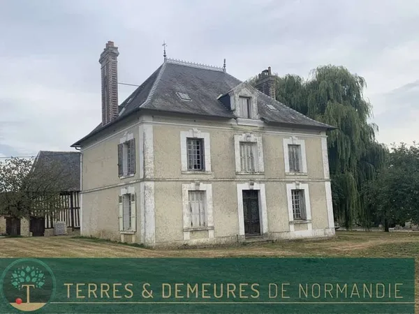 Dans la région de SAINT PIERRE SUR DIVES (CALVADOS) : Corps de f