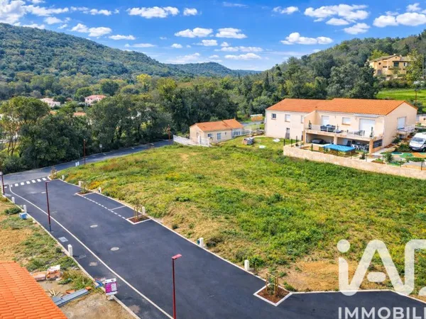 Terrain 359 m²