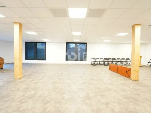 Bureaux 164 m²