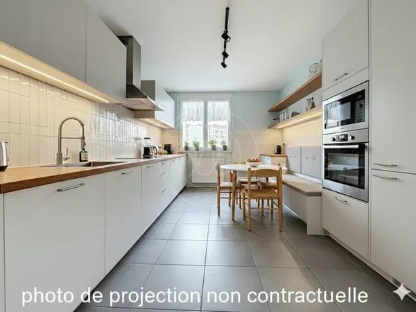 Appartement T3 avec balcon et garage