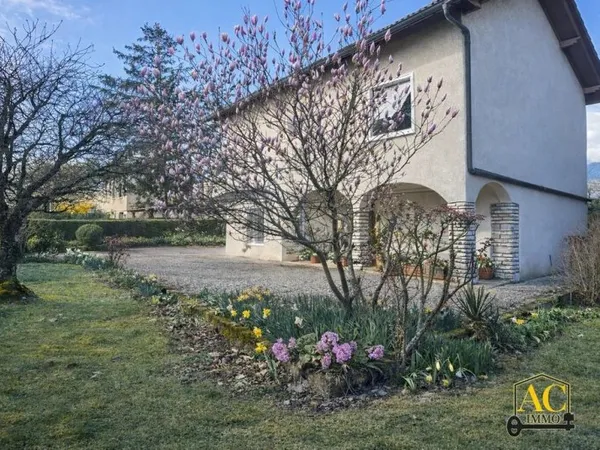 Maison de luxe 5 pièces 118 m²