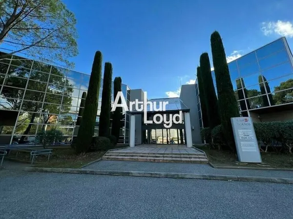 Bureaux 1052 m²