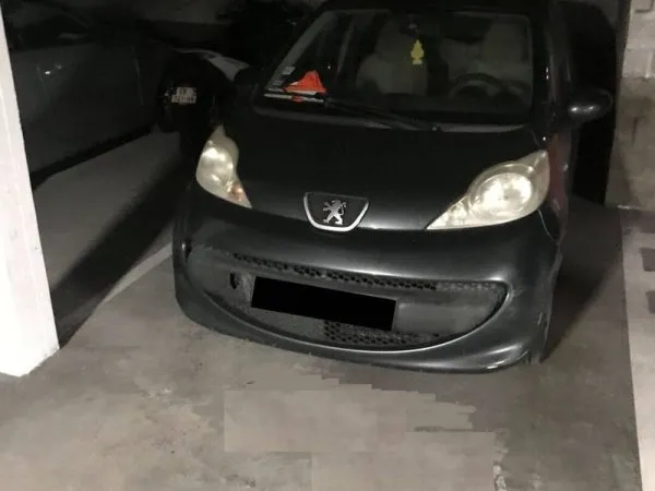 Parking 20 m²