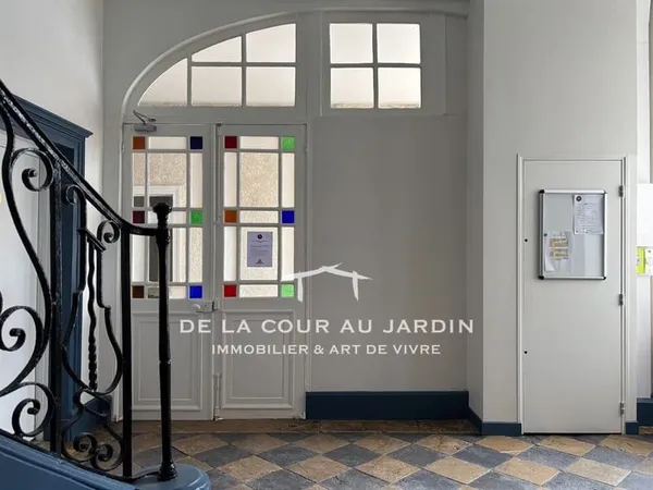 Appartement de charme entièrement rénové