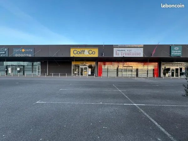 Local commercial 100M2