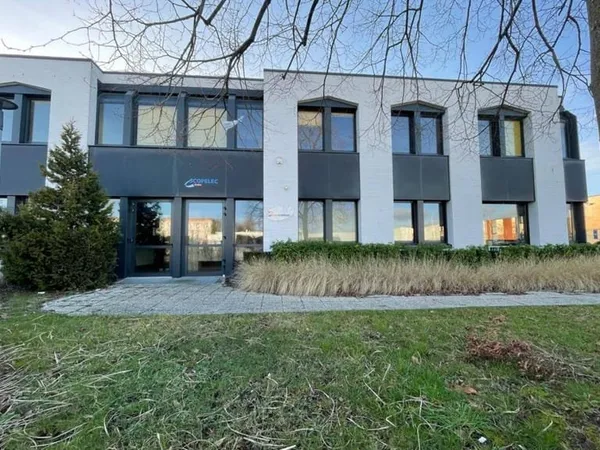 Bureaux 420 m²
