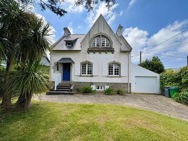 Maison 155m2 à Plougonvelin entre le bourg et le Trez-Hir