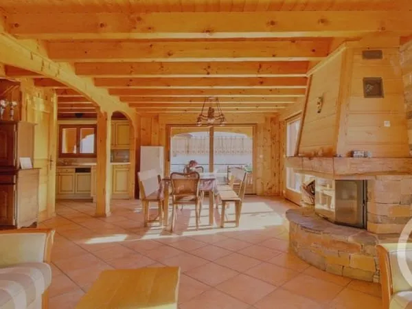Maison 5 pièces 111 m²