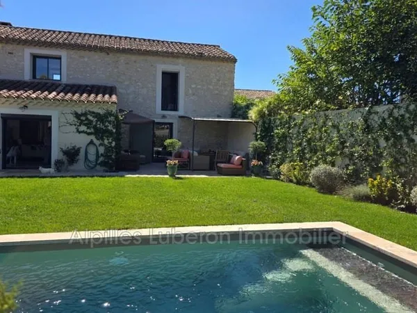 Maison 4 pièces 102 m²