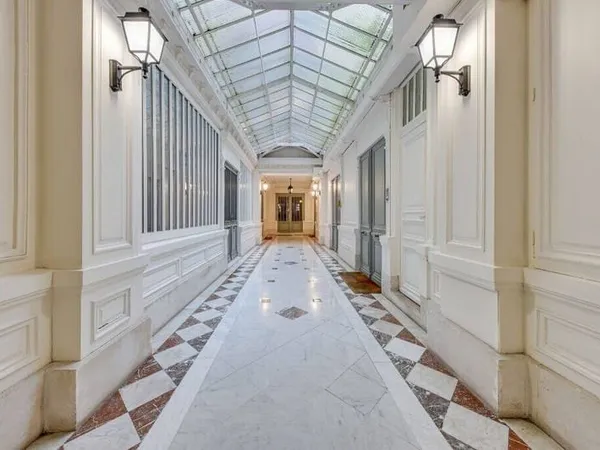 Bureaux 504 m²