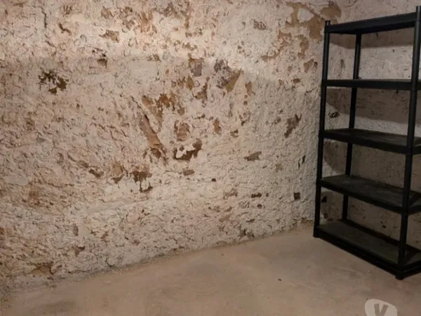 Location Cave 7 m² - Paris 16 (Métro Passy) -