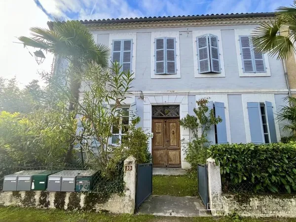 Bien immobilier de rendement Vente Masseube  160m² 192900€