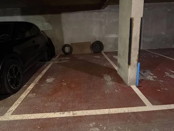 Parking 11 m²