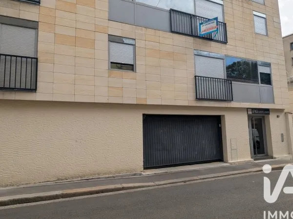 Parking 12 m²