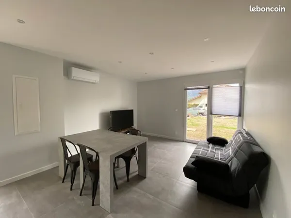 Appartement T3 meublé 56 m² + rez-de-jardin 90 m² - Exposition Est / Sud-Est - Lumbin