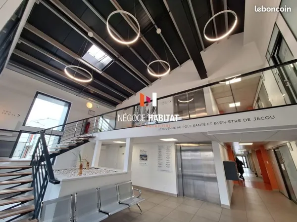 Local 38 m² Jacou