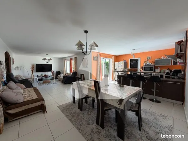 Maison 5 pièces 151 m²