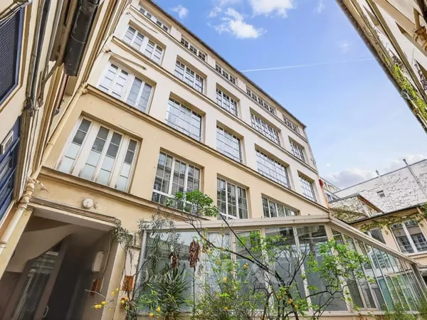 PARIS XIIe - FAUBOURG SAINT-ANTOINE