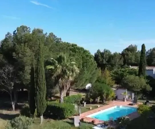 Propriété 12 pièces 252 m²