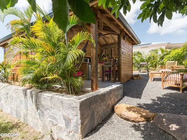 Bungalow F1 bois tout confort