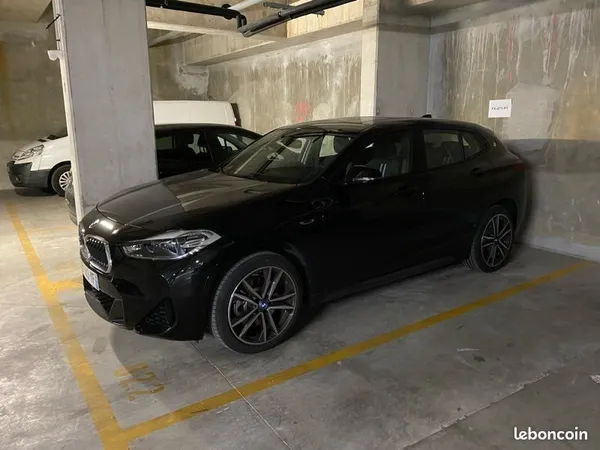 Parking Entrée de Ville Clichy 11,8m2