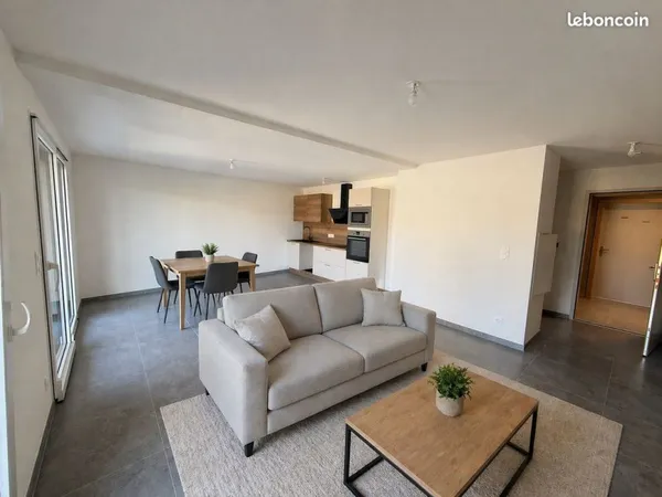 Appartement T3 - 70 m² avec grande terrasse couverte