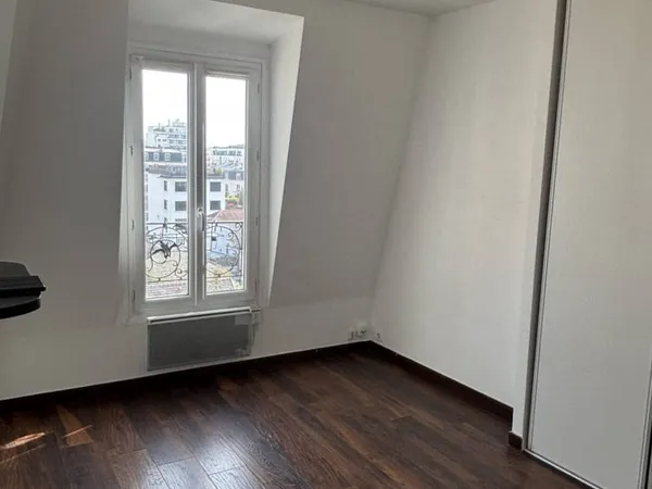 Studio 1 pièce 17 m²