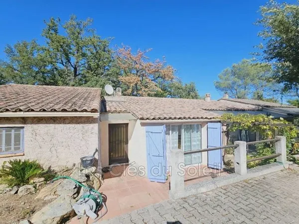 Maison de plain-pied 8 pièces 160 m²