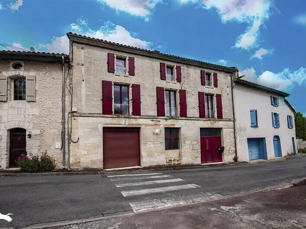 Maison 6 pièces 256 m²