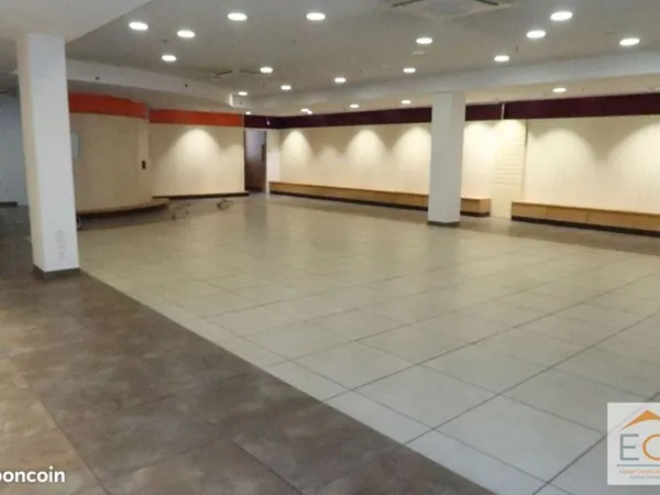 Local commercial 300 m² LIMOGES