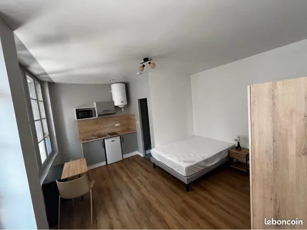 Studio dans résidence étudiante