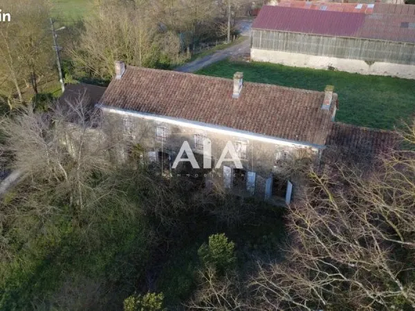 Propriété 3 pièces 169 m²