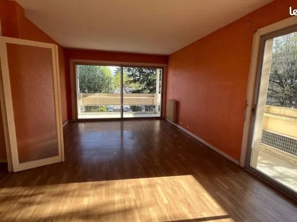 APPARTEMENT 4 Pièces 105 m2