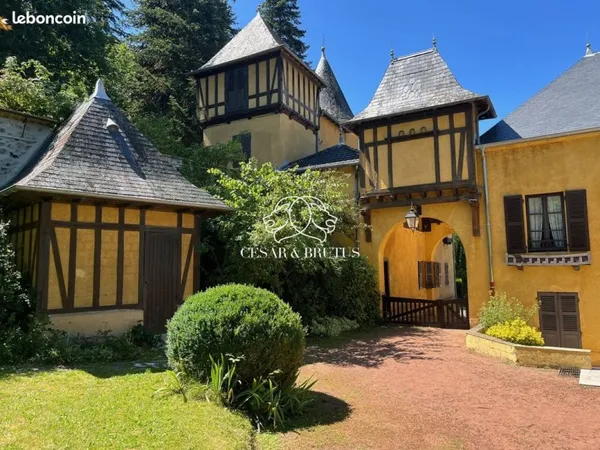 Château 8 pièces 214 m²