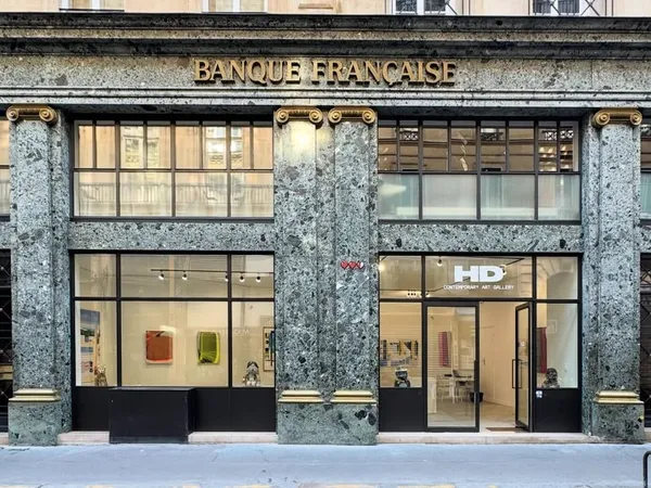 Local 102 m² Paris centre — Vivienne/Palais Royal — Bail 3/6/9 récent — Tous commerces