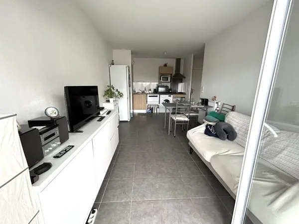 Frouzins centre, appartement T2 40M2 avec place parking