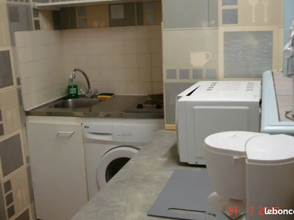 NOGENT S/SEINE STUDIO 29m2 CENTRE VILLE - TOUT PROCHE ETS SOUFFLET - C.N.P.E. - GARE S.N.C.F