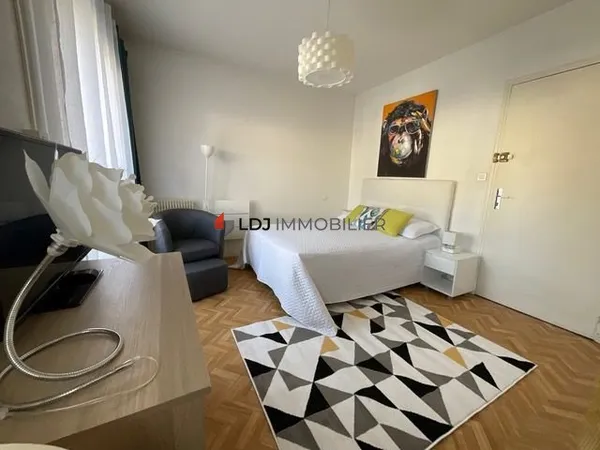 AMÉLIE-LES-BAINS - STUDIO AVEC CAVE ET TERRASSE