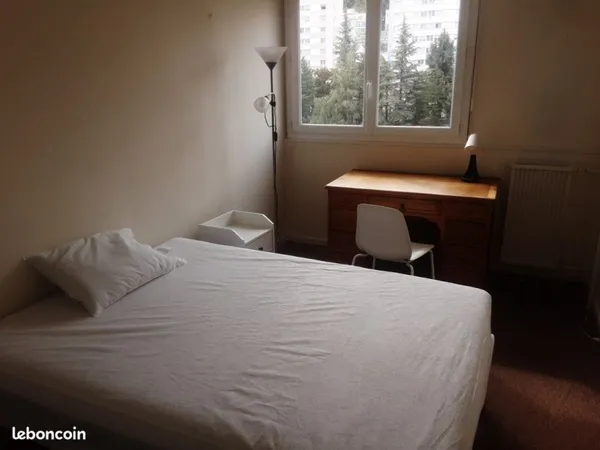 Loue chambre en colocation La Métare