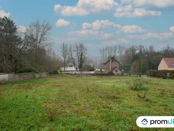 Terrain constructible de 1700 m2 à SAINT-PAUL