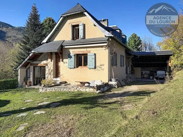 Maison T5 avec superbe vue sur le fond de la Vallée
