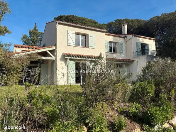 Propriété 10 pièces 200 m²